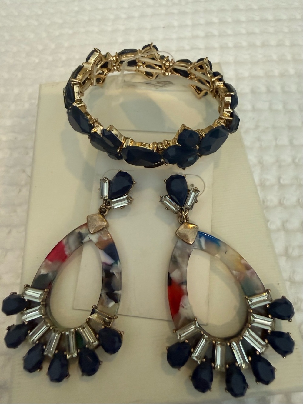 Gold-Tone Navy Blue Gemstone Bracelet and Drop Earrings Set